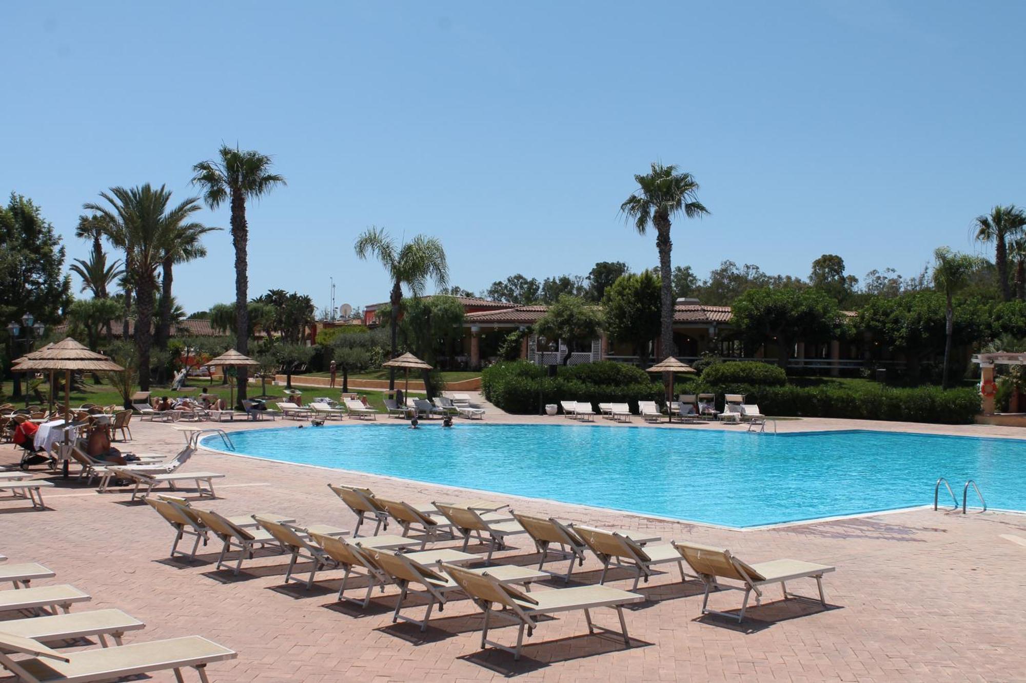 Amarestyle Igv Club Santagiusta Hotel Costa Rei Eksteriør billede